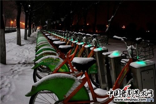 瑞雪兆丰年 太原盼来首场降雪